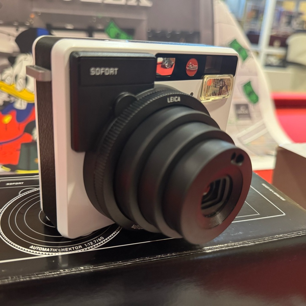 Leica Black and White Instant Camera Sofort